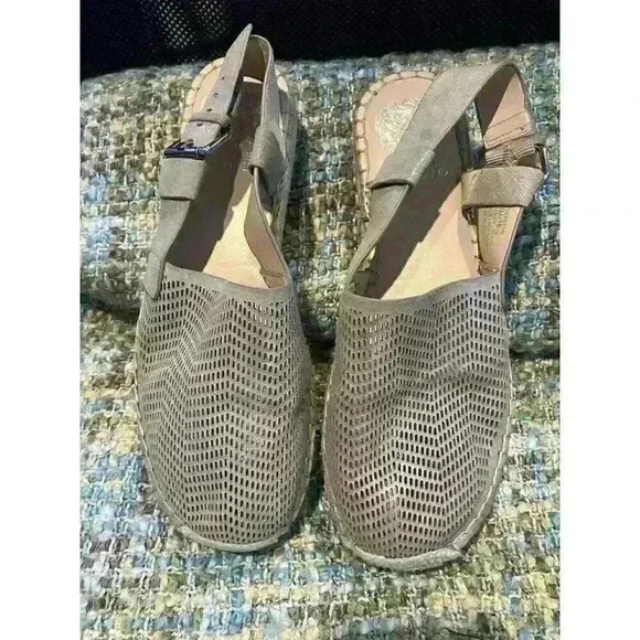 VINCE CAMUTO BRETTAL Silver Metallic Leather Espadrille Sling Sandals Mules, 8 - Picture 1 of 10